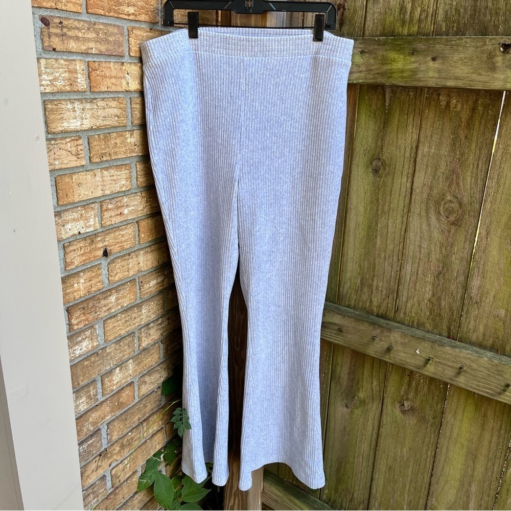 Aerie Heather Gray Ribbed Knit Flare Pants